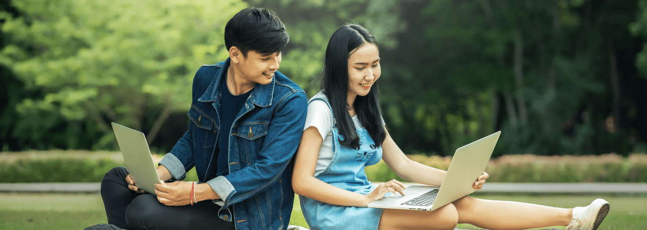 fatigued-young-laptop-beautiful-seductive-seat-1366717-pxhere 2